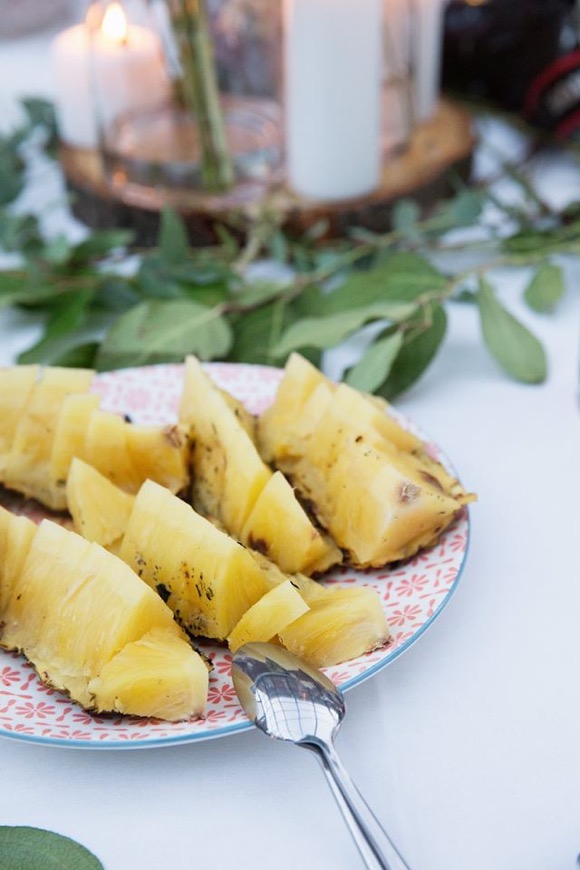 Ananas met muntmarinade en sabayon van Oude Kriek